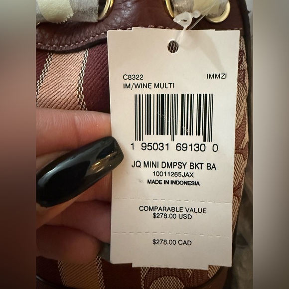 Coach mini Dempsey bucket bag - Picture 6 of 6